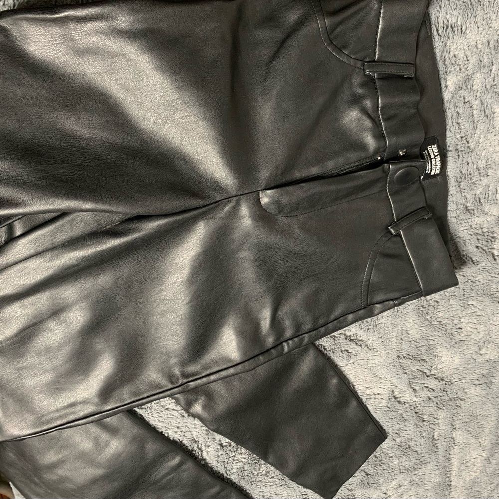 Zara black faux leather pants sz xs